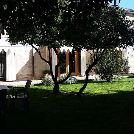 Oda ve Kahvaltı Ai Gelsi Mirano
